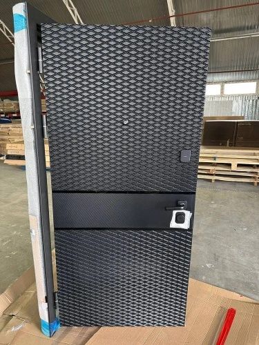 Люксор 2МДФ Черный карбон, вставка черный лакобель -  Эмалит белый фото 4