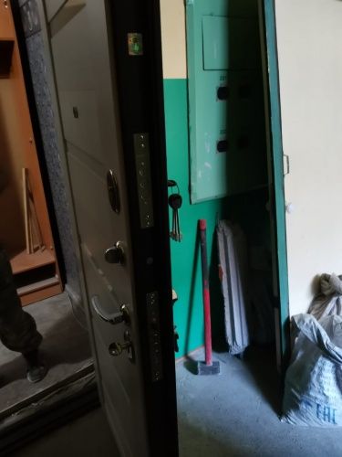 Центурион В-05/Х7-2024 Чёрный муар-Лиственница светлая фото 3