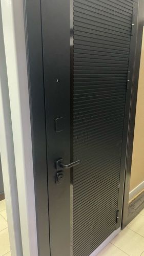 Дверь стальная Бронекс YoDoors-11 Черная шагрень/Черный муар-Velluto Bianco фото 2