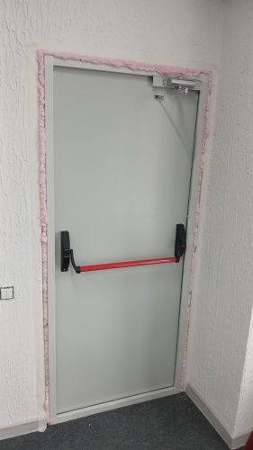 ДМП-01-EI60-1000*2100 (сплошного сечения) c ручкой Антипаника